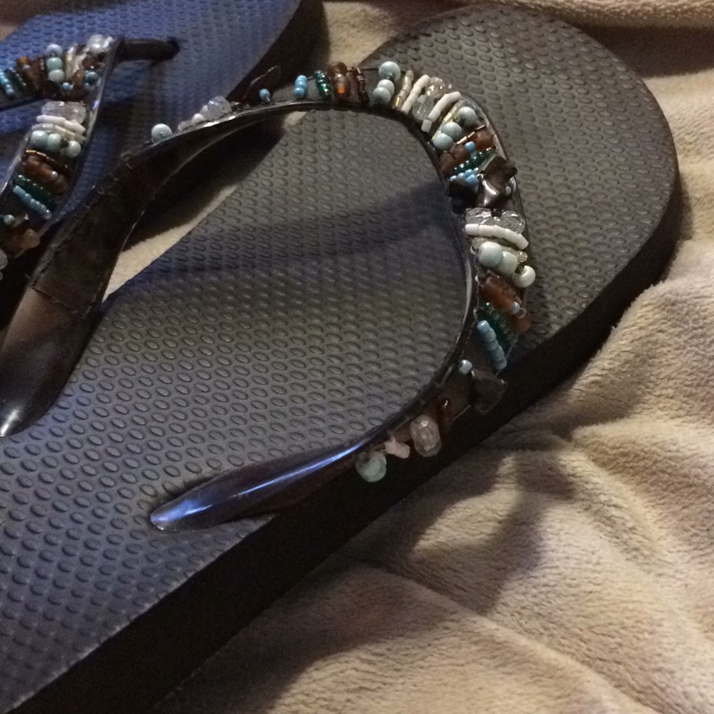 Sandals - Picture 2 of 4